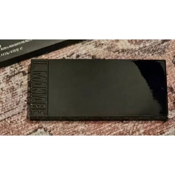 Il makiage bronzer and eye palette